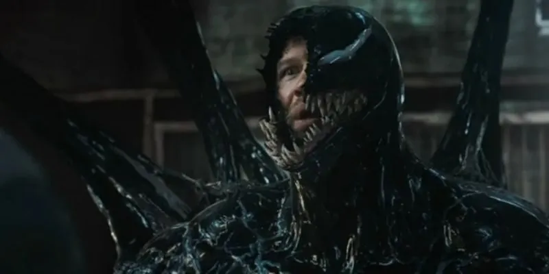 Watch new movie trailers with your full attention